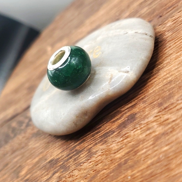 Emerald gloss‎ charm sterling 925 - Picture 1 of 2